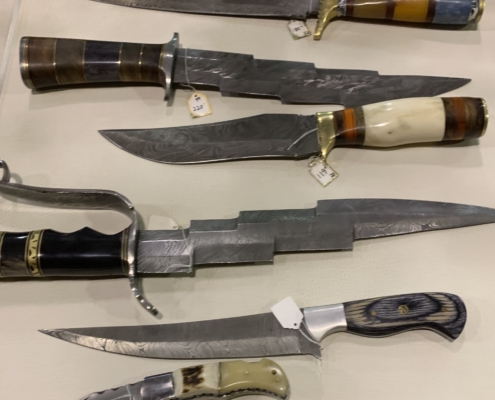 High quality knives at the gun and knife show in Eugene